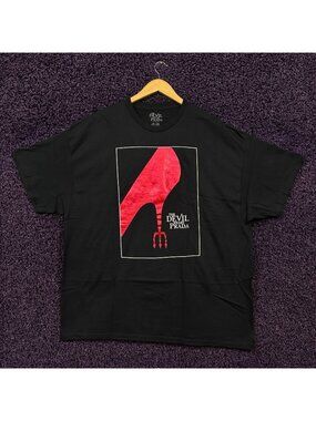 The Devil Wears Prada Theatre Poster Red Foil T-Shirt XXL